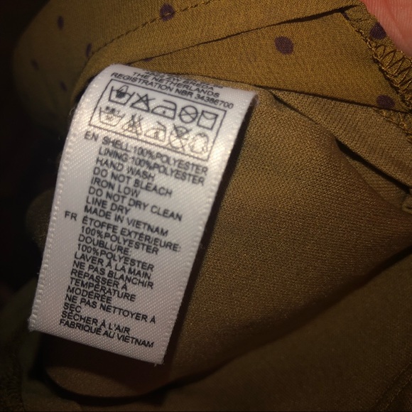 Dress - Picture 8 of 8